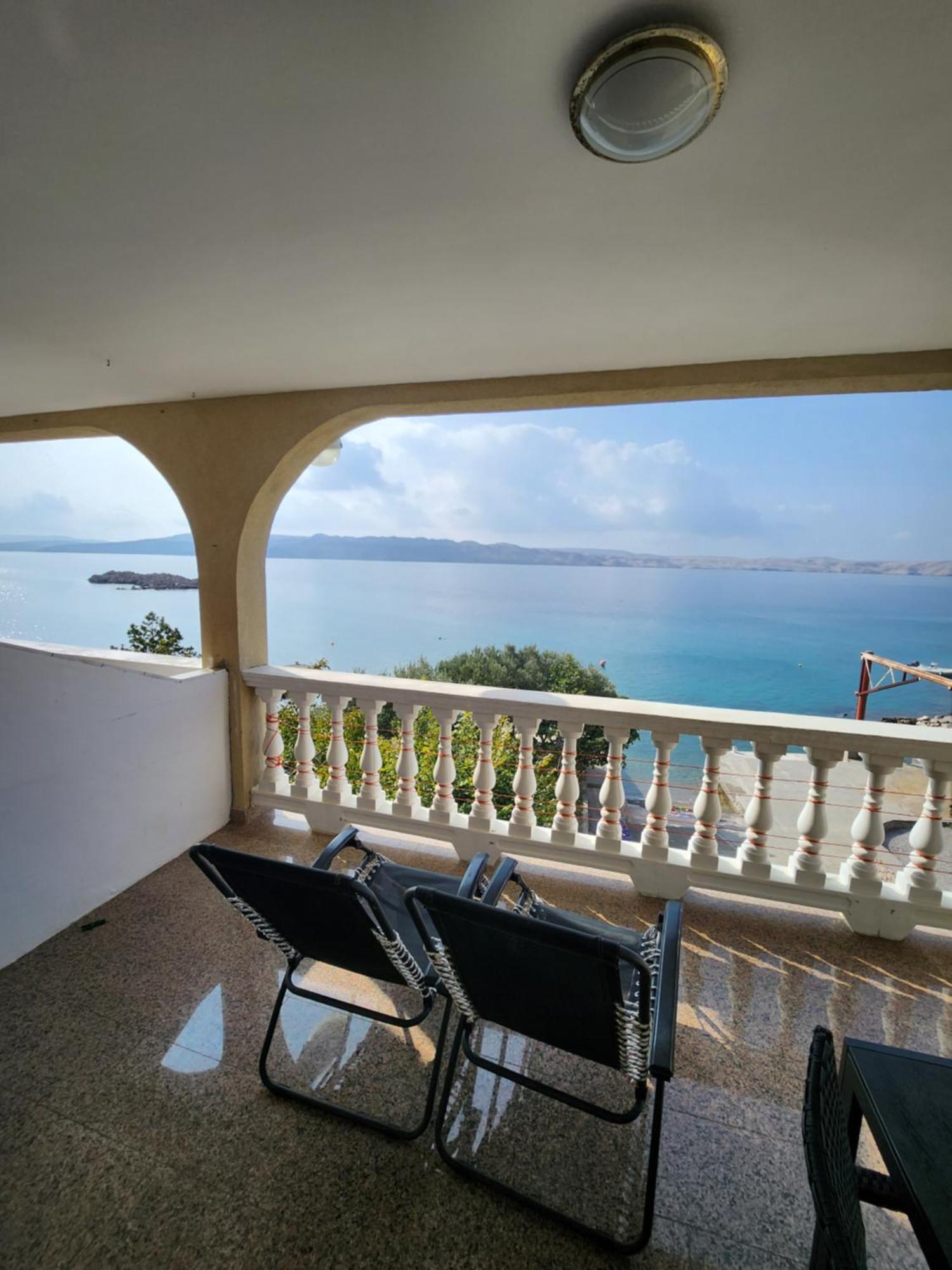 Apartamento Lucija Karlobag Exterior foto